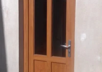 Porte PVC et vitrée couleur chêne doré