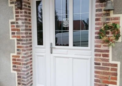 Porte d'entrée bois laqué blanc Troyes